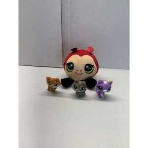 Lot Of 4 LPS (Littlest Pet Shop) Toys